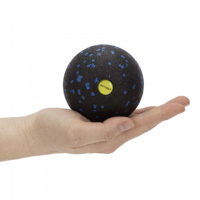Массажный мяч Actiget EPP 8 см ACT0095 Black/Blue Массажный мяч Actiget EPP 8 см ACT0095 Black/Blue